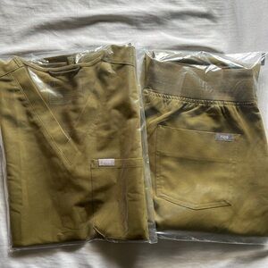 FIGS - MARTINI OLIVE (LIMITED COLOR)***